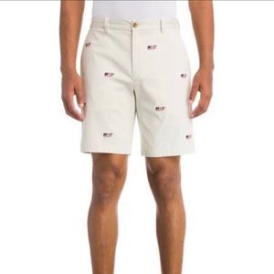 ✅ Vineyard Vines Breaker Embroidered Whale Flag  Club Shorts Size 16
